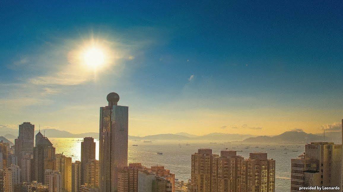Ramada Hong Kong Harbour View Hotel Bagian luar foto